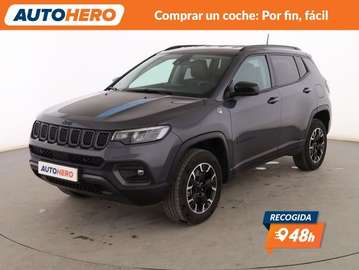1.3 T4 4xe Plug-in Hybrid Trailhawk