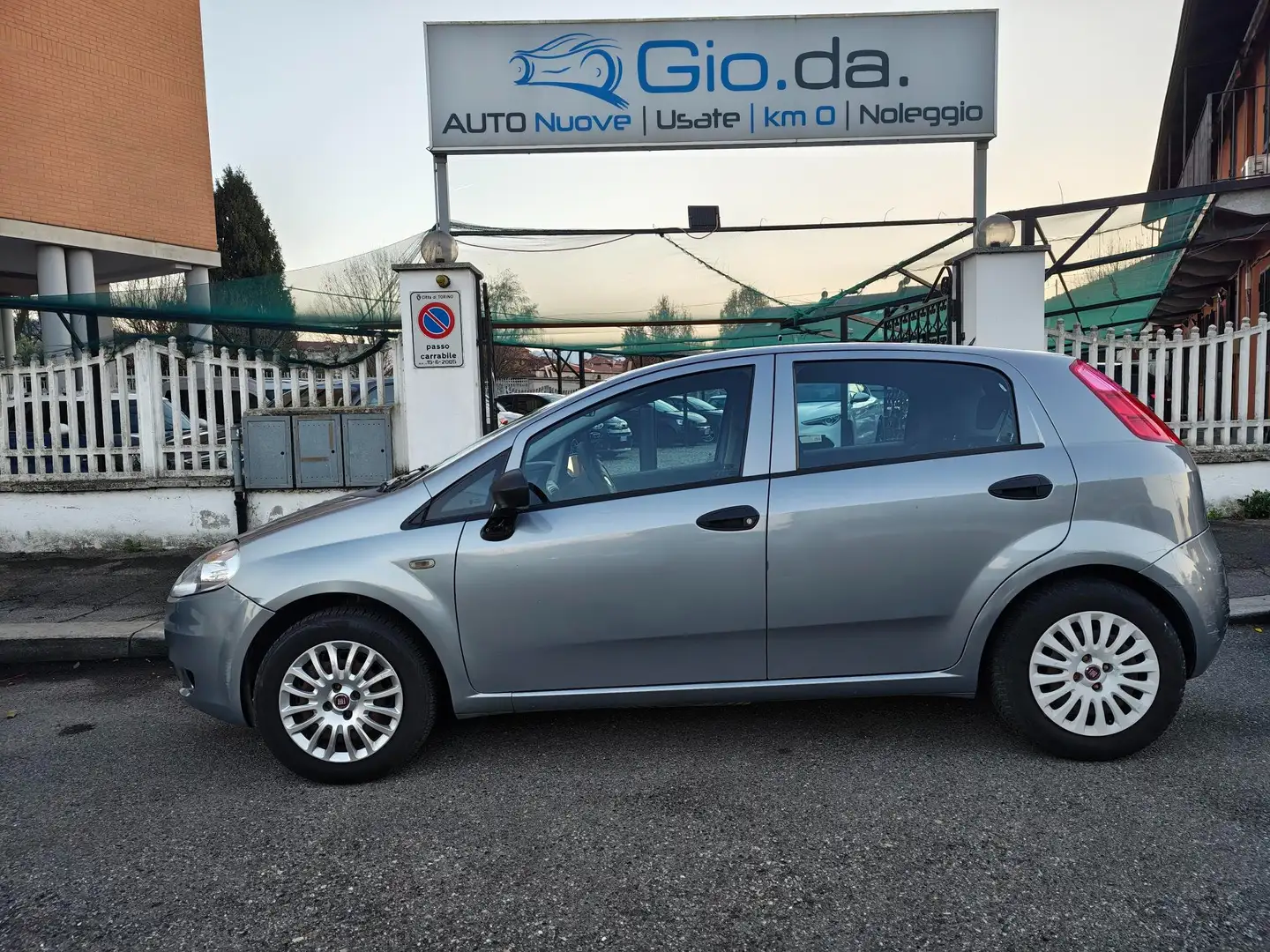 Fiat Punto Evo Punto 1.2 5porte gpl Argintiu - 2