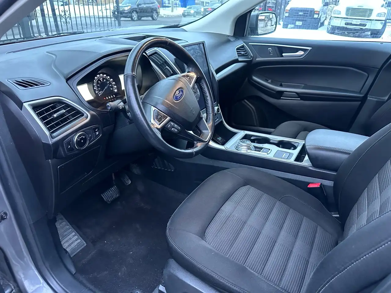 Ford Edge снимка Ford Edge