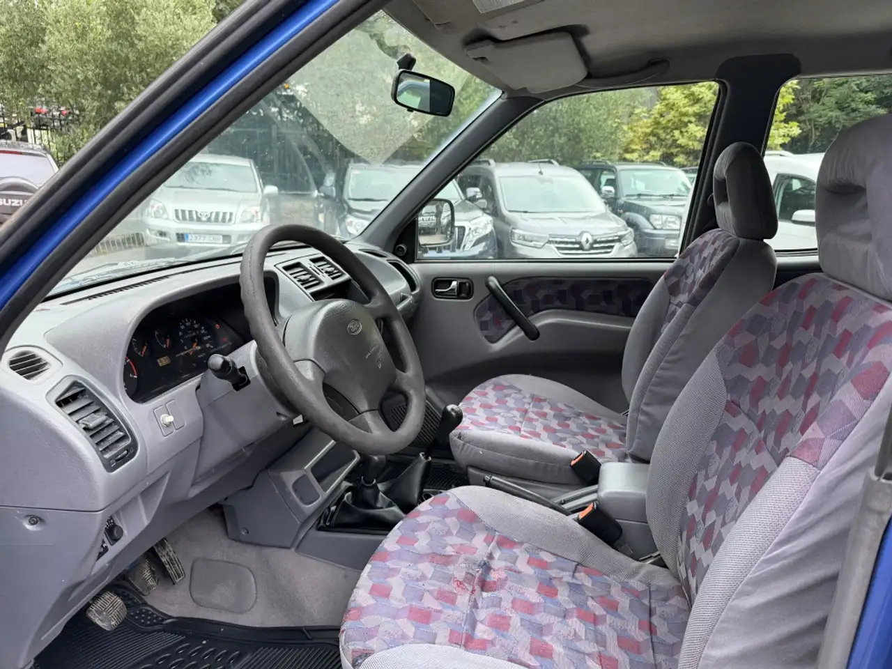 Nissan Terrano SE 2.7 TDI, foto 9
