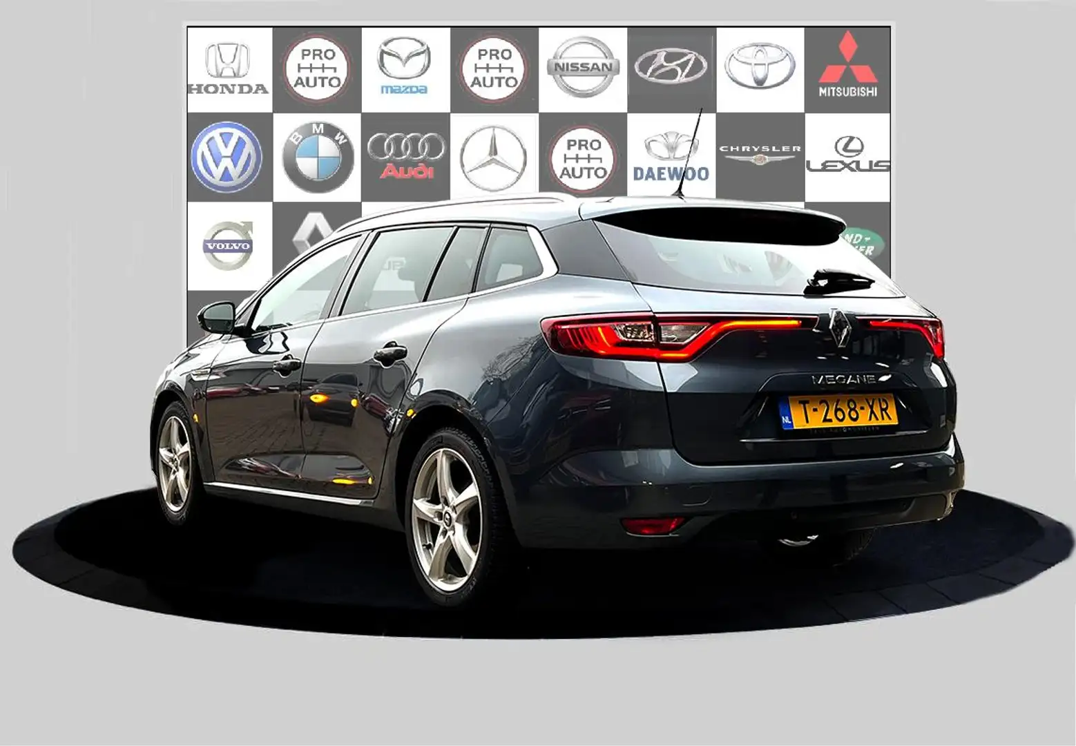 Renault Megane Estate 1.3 TCe Limited Navi_Cruise_Airco_PDC V+A Grau - 2