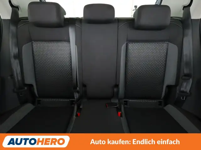 Volkswagen T-Cross view 15