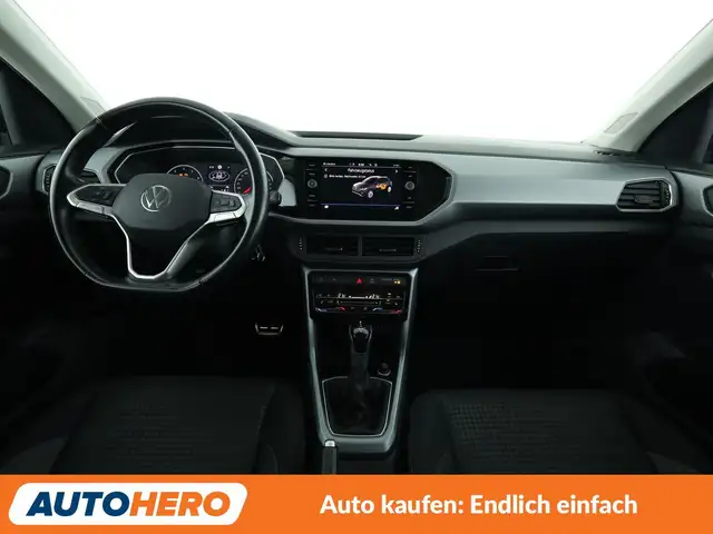 Volkswagen T-Cross view 12