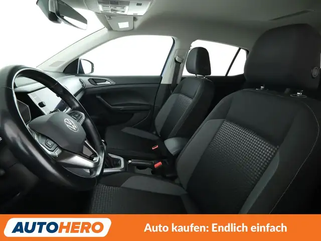 Volkswagen T-Cross view 10