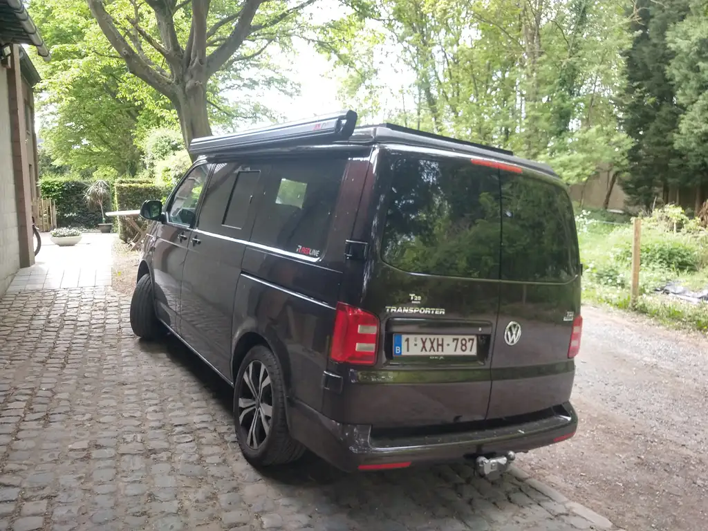 Volkswagen T6 California 2016 из Европы — купить под ключ