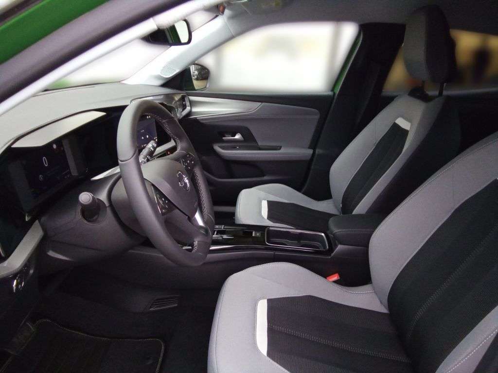 Opel Mokka E