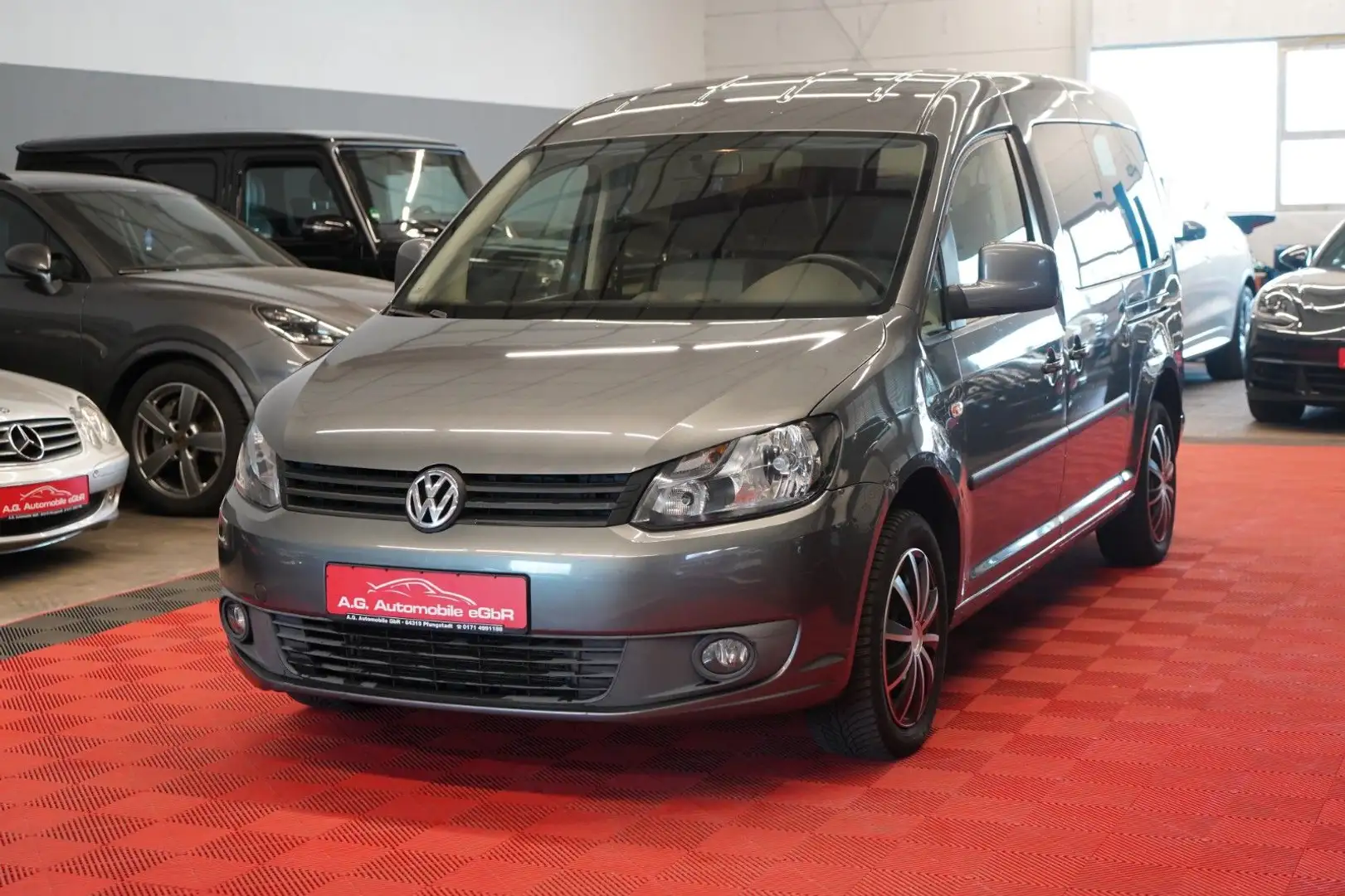 Volkswagen Caddy Maxi 1.6 TDI Trendline 7 Sitzer*Scheckheft Gris - 1