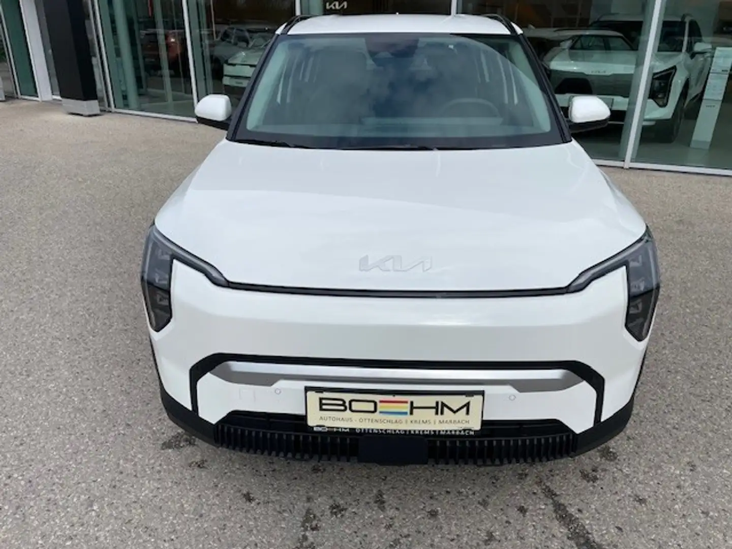 Kia EV3 FWD 81,4kWh Long Range Air Weiß - 2