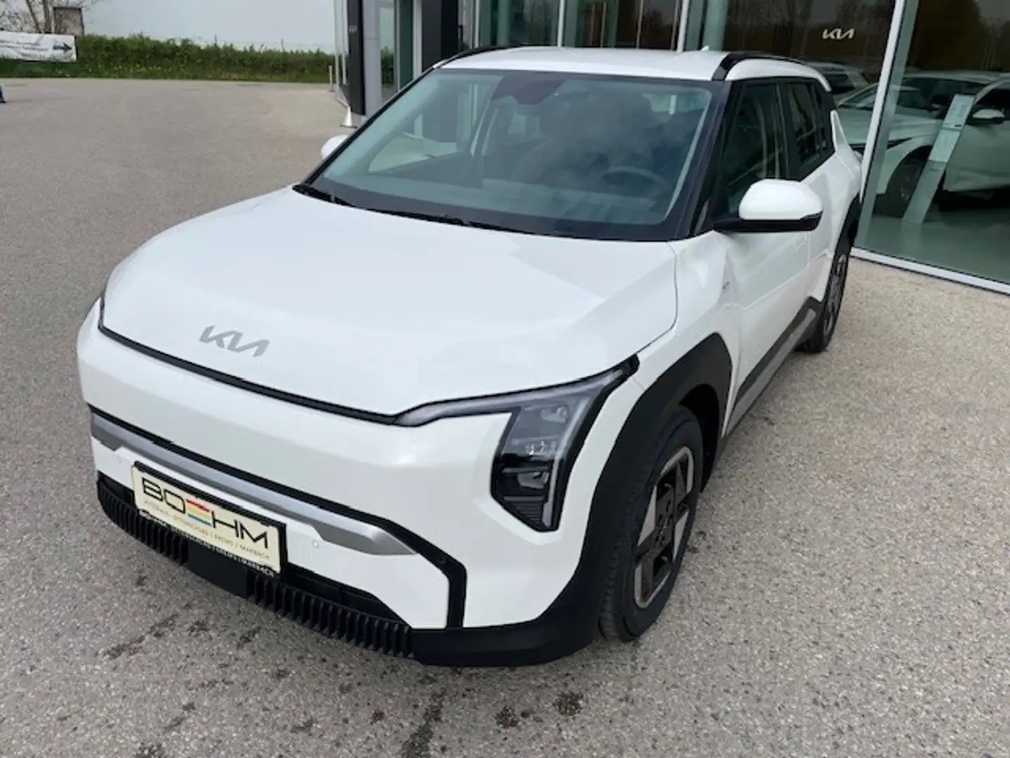 Kia EV3 FWD 81,4kWh Long Range Air Weiß - 1