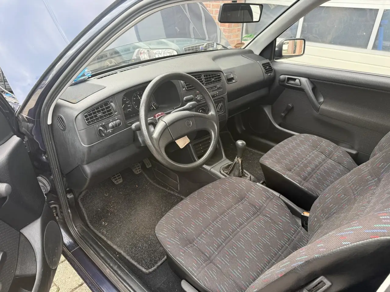 Volkswagen Golf 1.4 CL - 1 Hd - 60Tkm - Tüv 11/26, foto 6