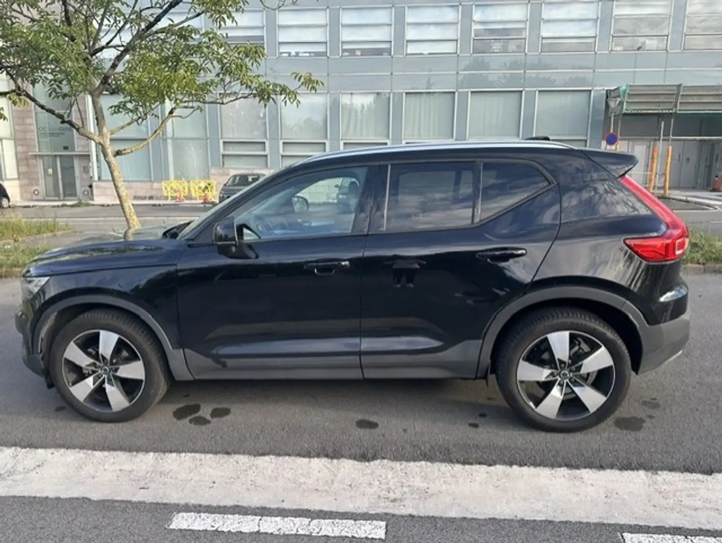 Volvo XC40 XC40 T2 Essential Darkl Aut. Essential - 1