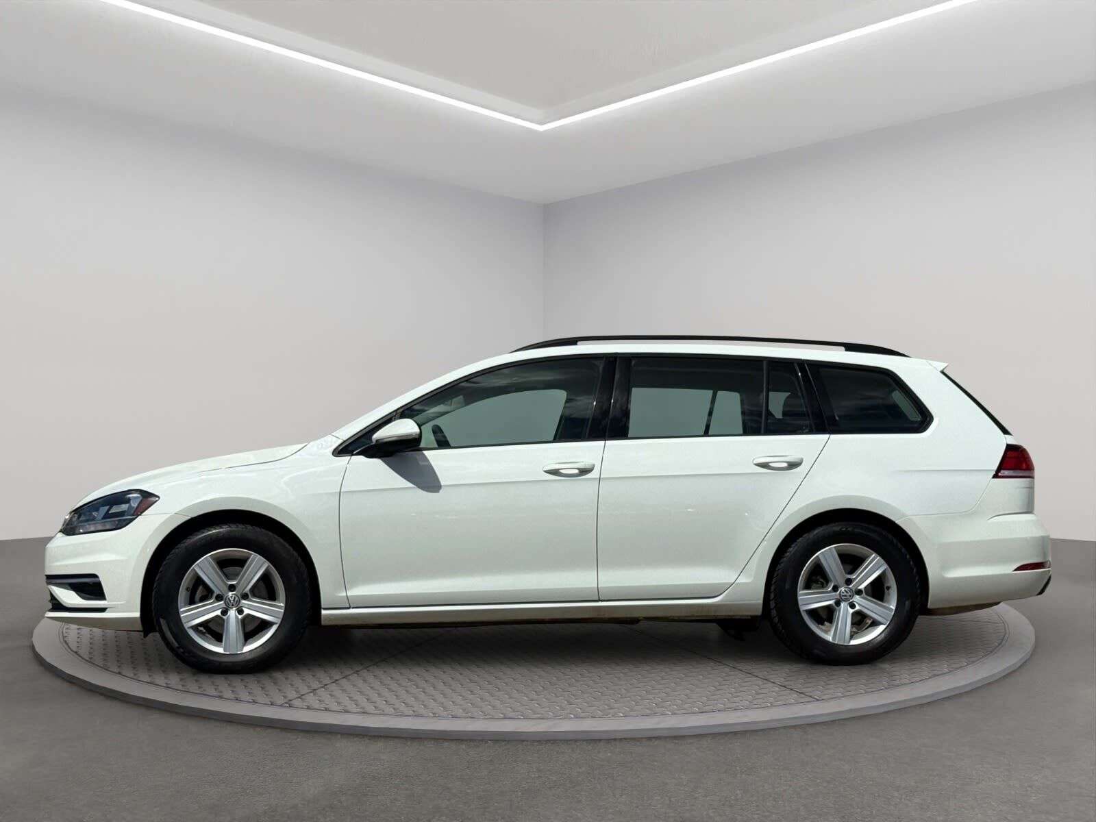 2018 Volkswagen Golf TRENDLINE | 4MOTION — снимка 1