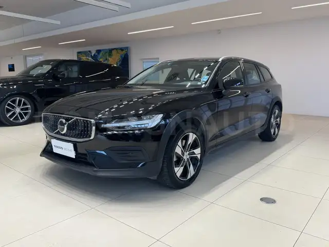 Volvo V60 Cross Country V60 Cross Country B4 (d) AWD automatico Core