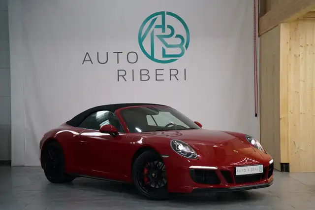 Porsche 911 main image