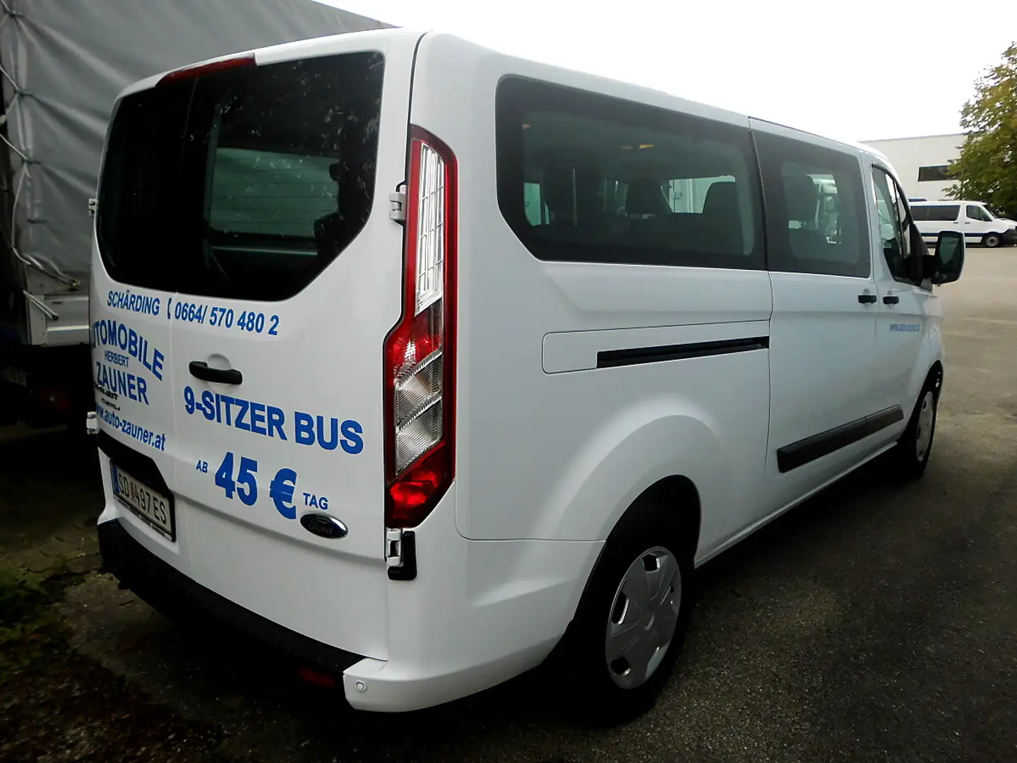 Ford Transit Custom Variobus 2,0 TDCI L2H1 320 Trend Weiß - 2