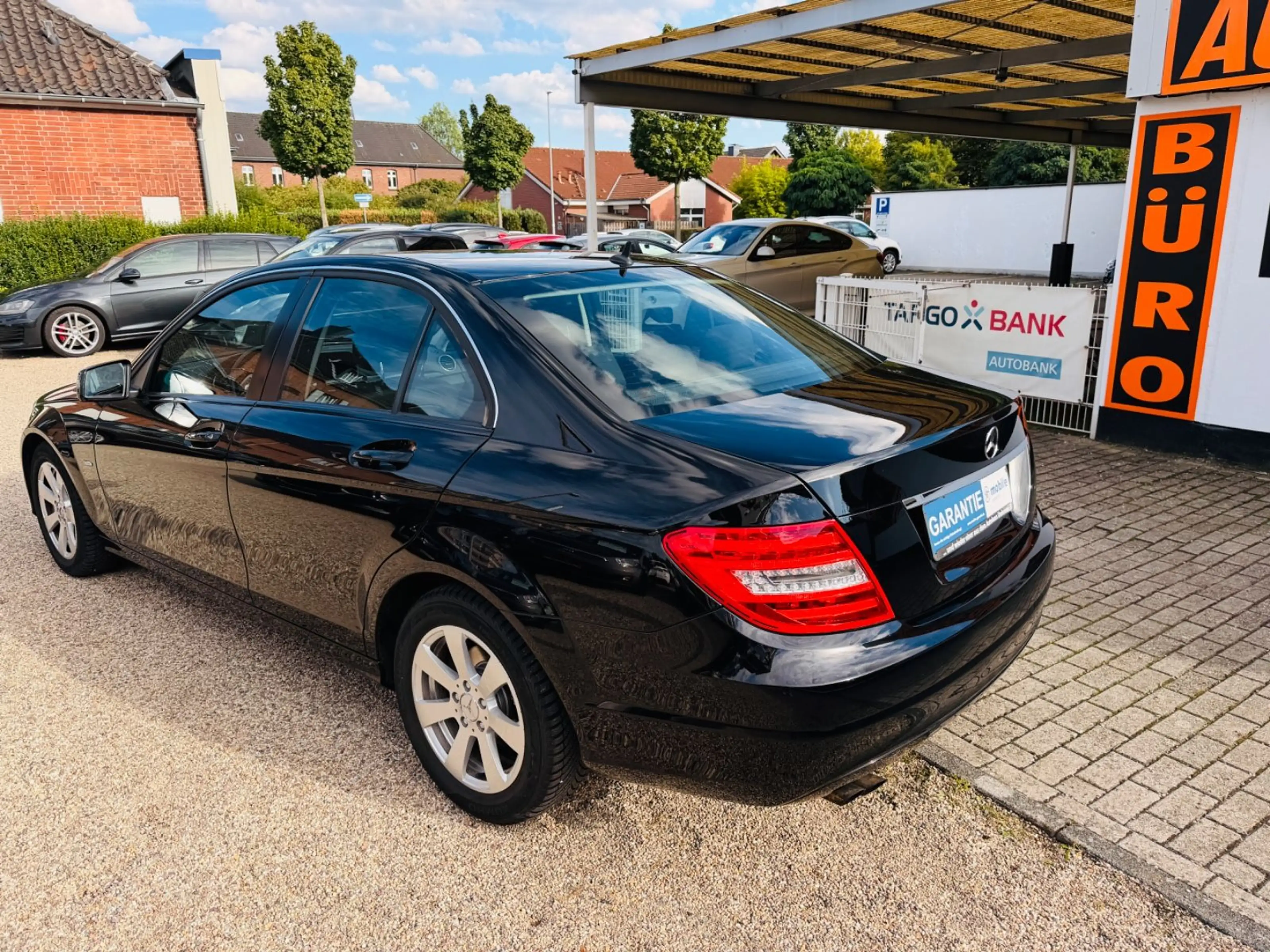 Mercedes-Benz C 180 C Limousine C 180 CGI BlueEfficiency — photo 5