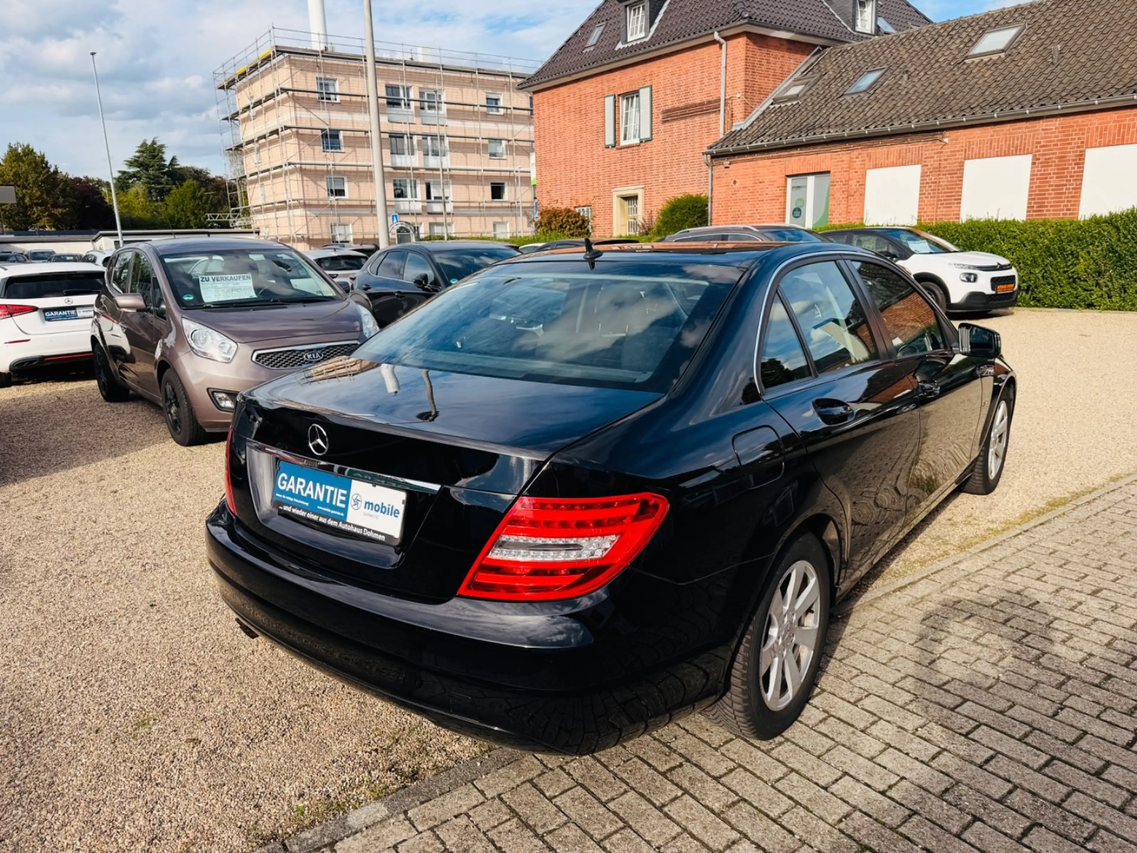 Mercedes-Benz C 180 C Limousine C 180 CGI BlueEfficiency — photo 8