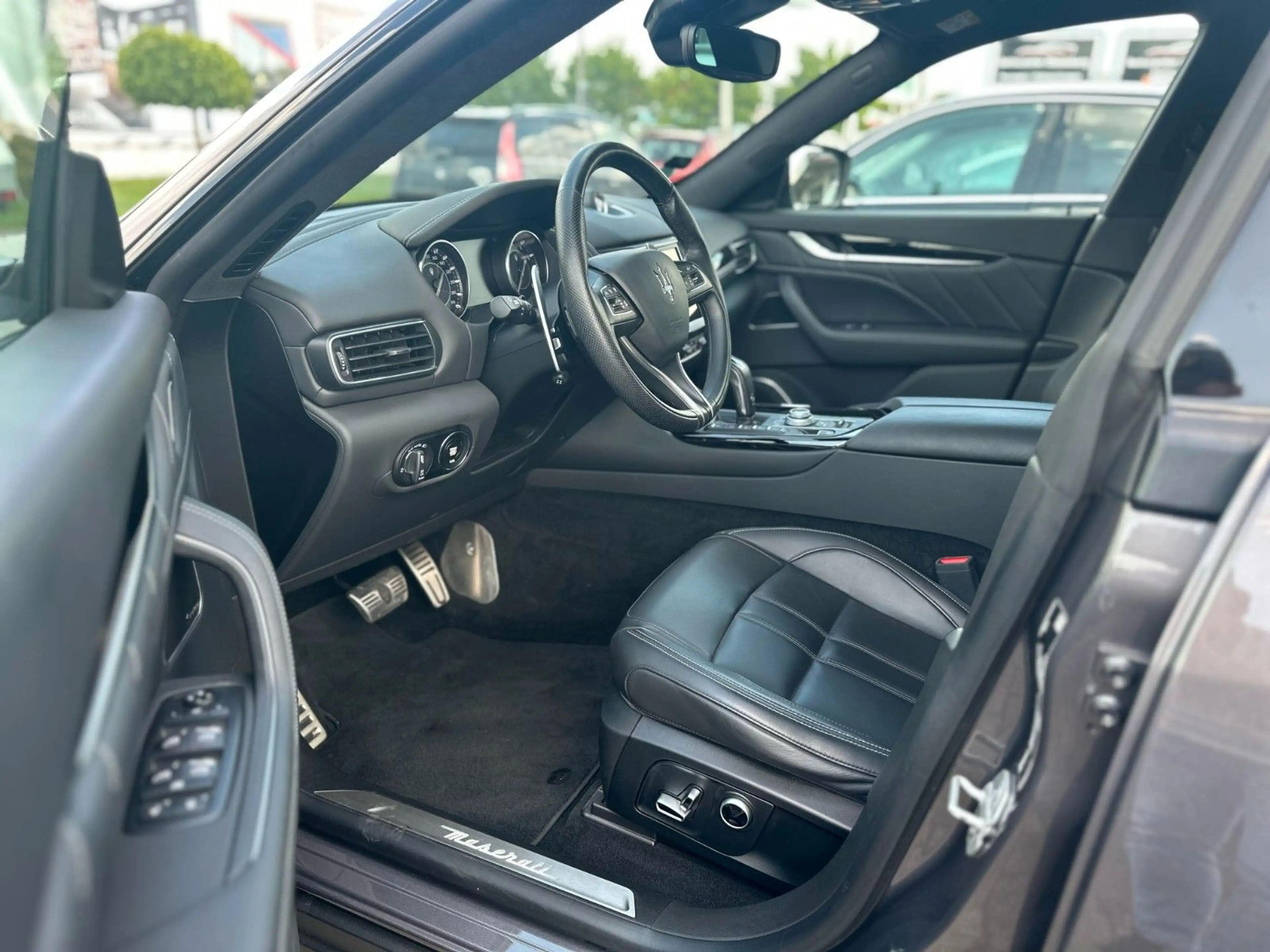 Maserati Levante Modena S Panorama 1.Hnd Ins. Top — photo 7