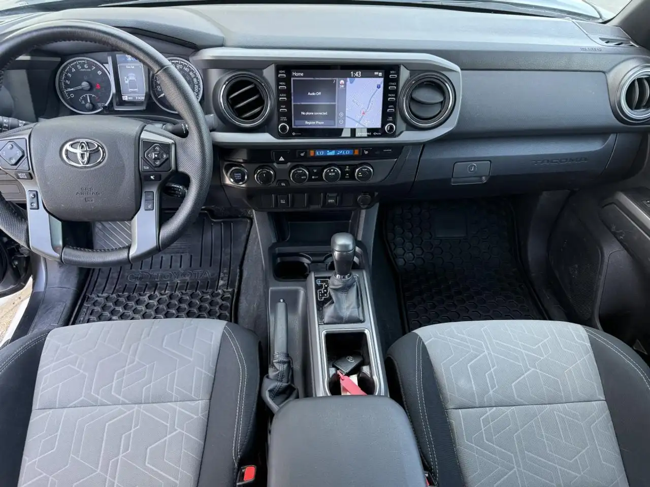 Toyota Tacoma снимка Toyota Tacoma