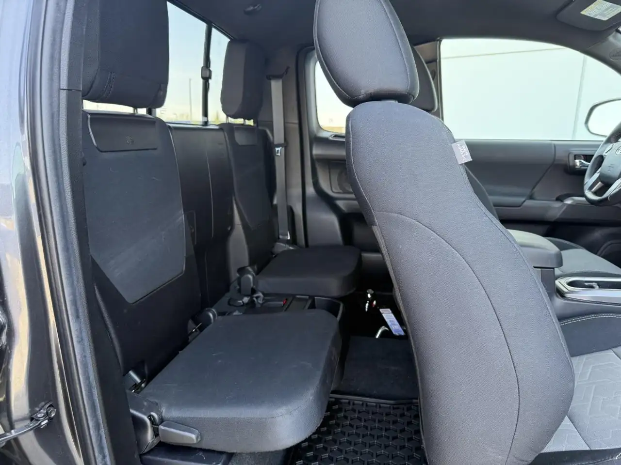 Toyota Tacoma снимка Toyota Tacoma