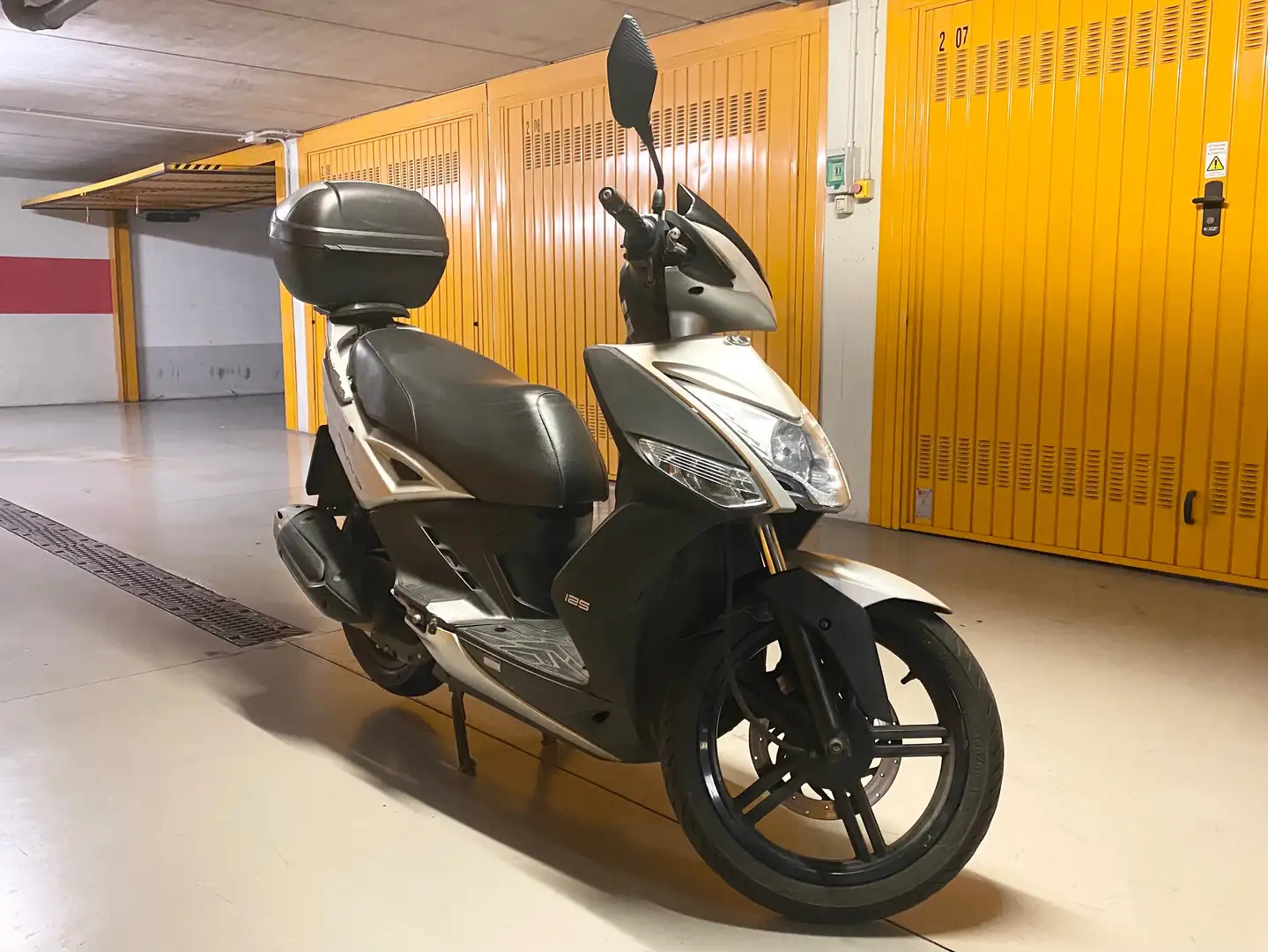 Kymco Agility 125 R16+ Argent - 1