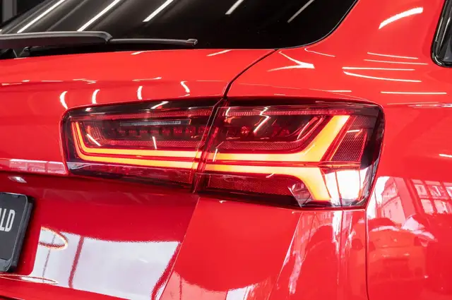 Audi S6 view 8