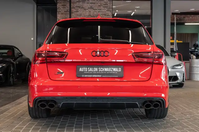 Audi S6 view 9