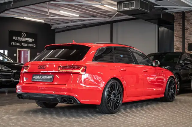 Audi S6 view 7