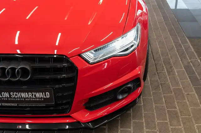 Audi S6 view 13