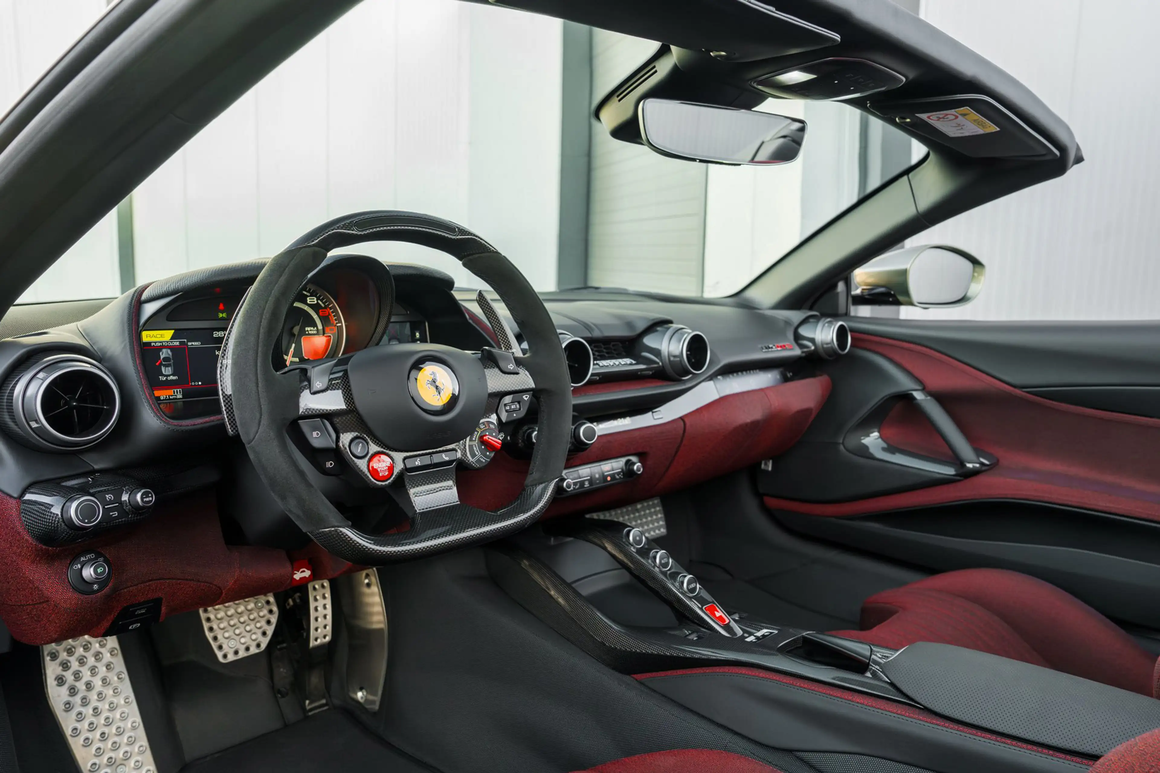 Ferrari 812 GTS - Verde Masoni - Tailor Made - Carbon - Full o — photo 3