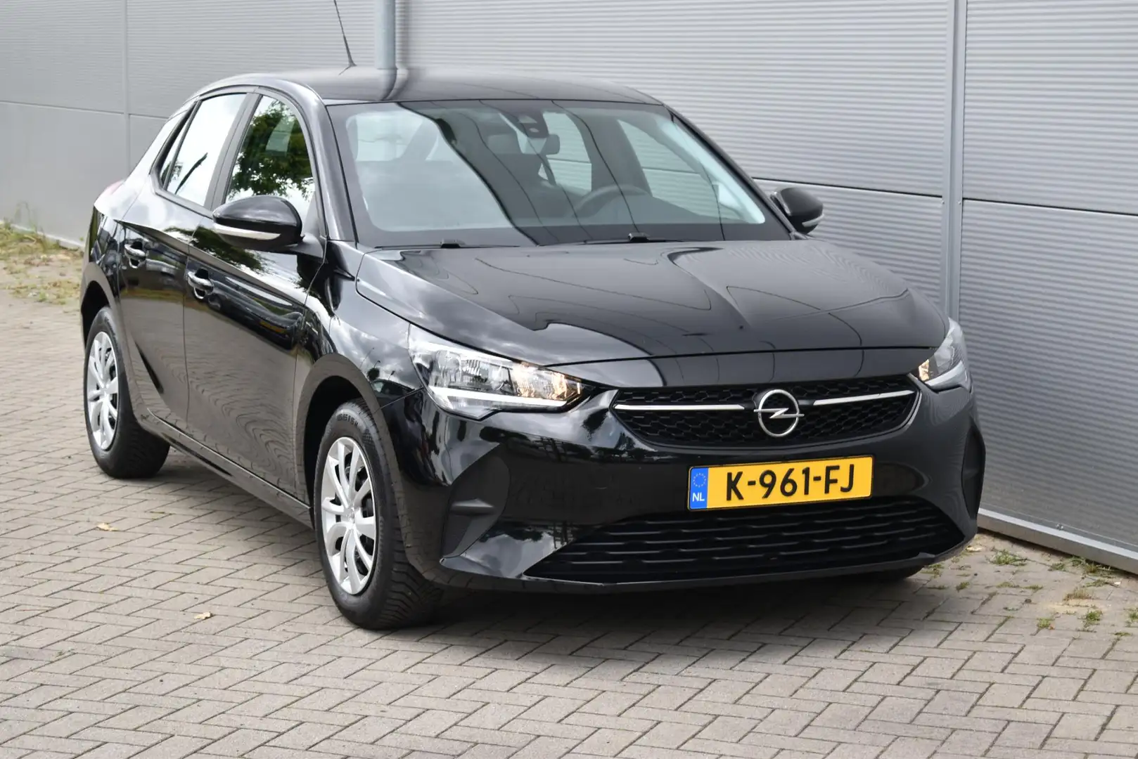 Opel Corsa 1.2 Edition AIRCO / CARPLAY / Cruisecontrol Zwart - 2