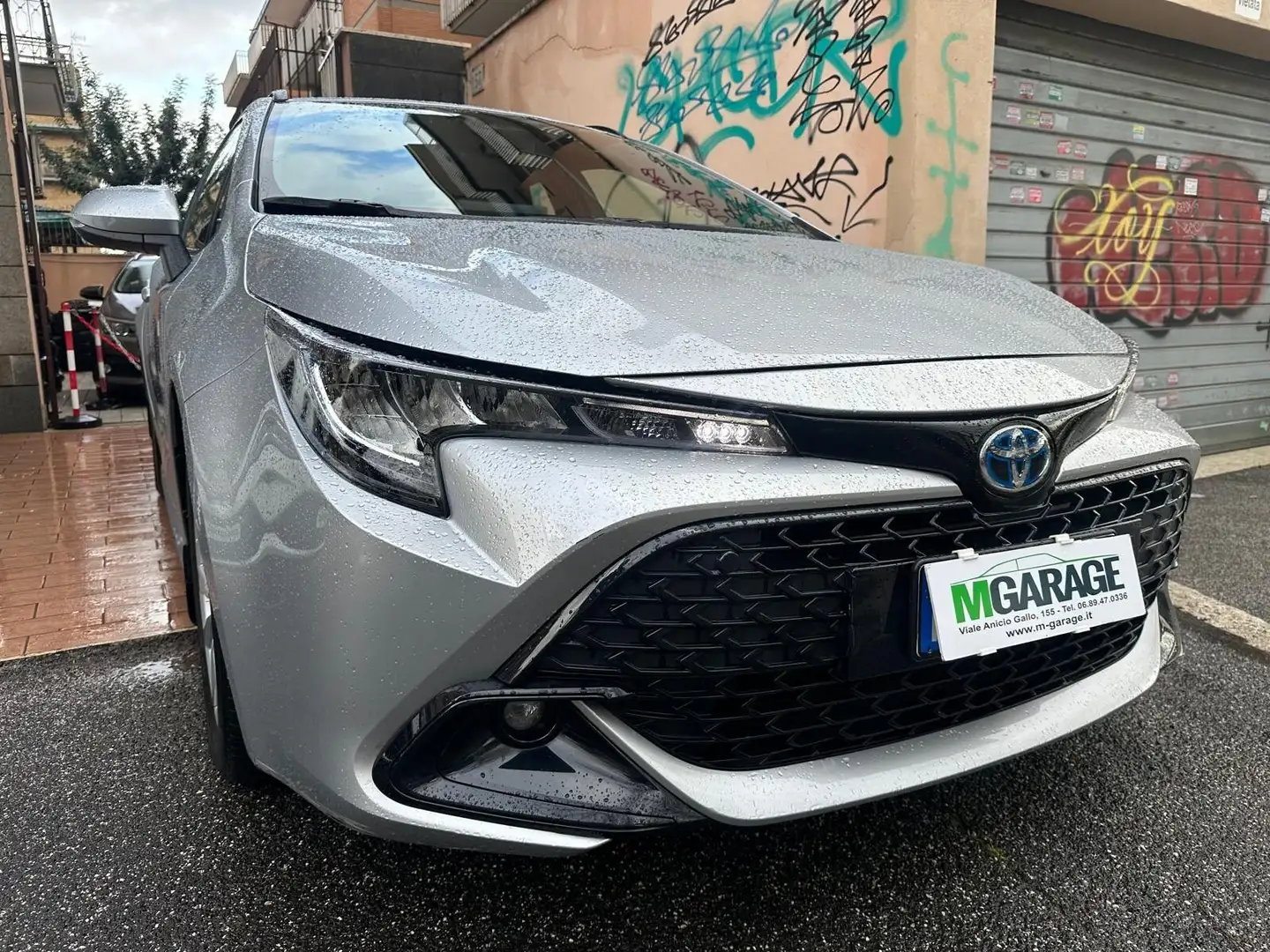 Toyota Corolla Touring Sports 1.8 Hybrid Business Tech Grigio - 1
