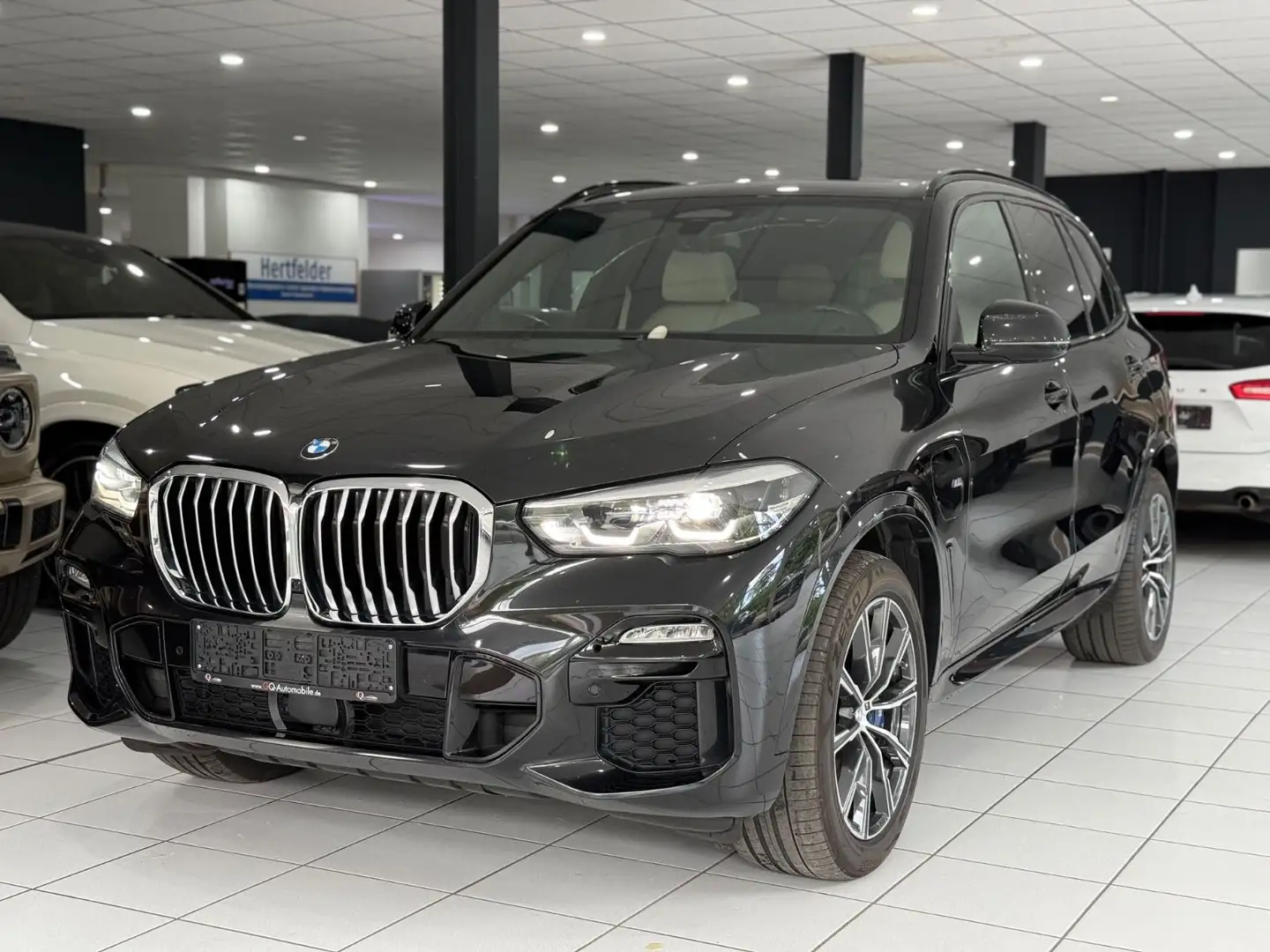 BMW X5 xDrive45e*M-PAKET*ACC*PANO*HEADUP*MEMORY*LUFT Schwarz - 1