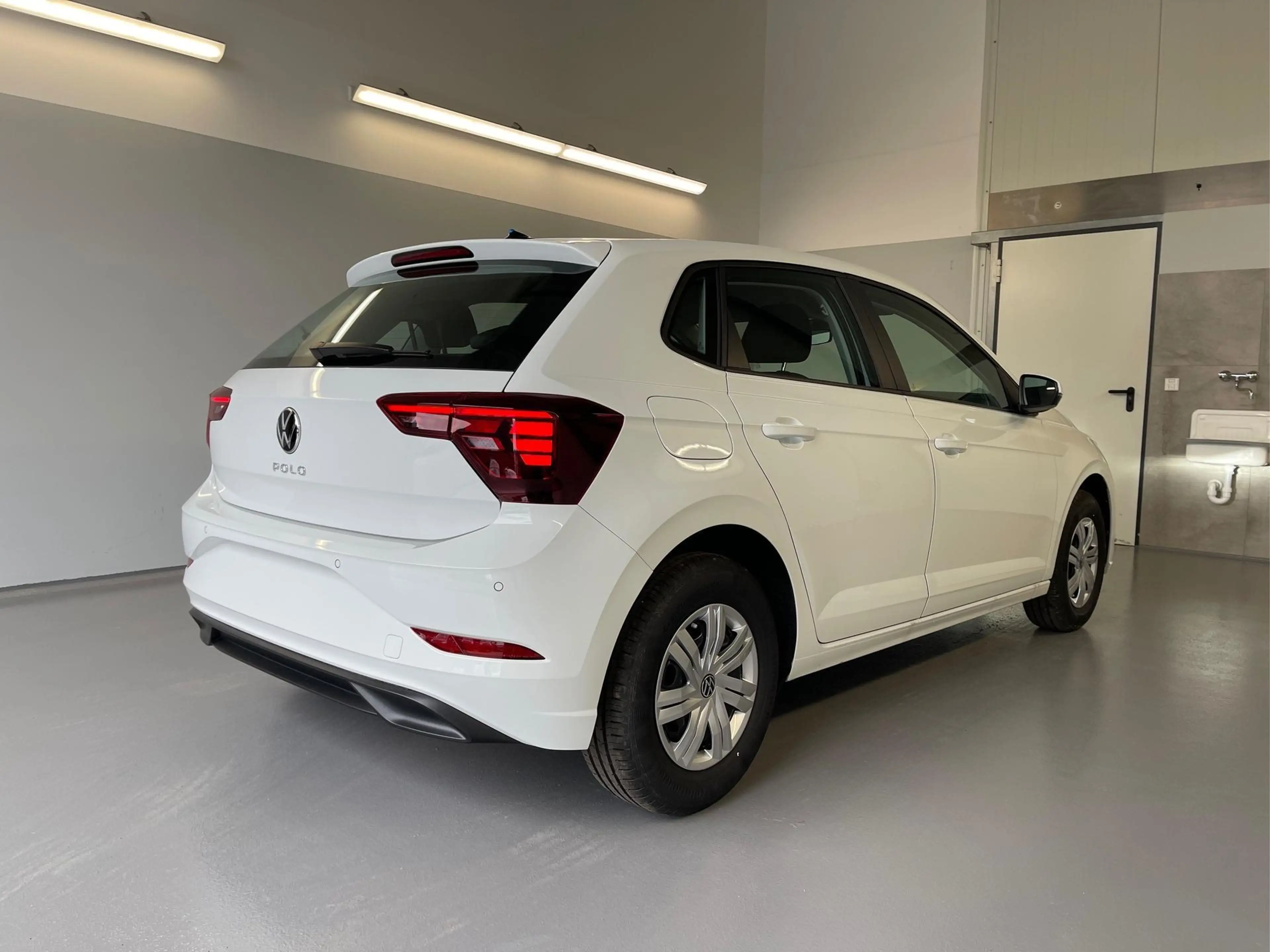 Volkswagen Polo 1.0 MPI Sitzheizung+AppConnect+PDC+LED+Touch+Li... — photo 4
