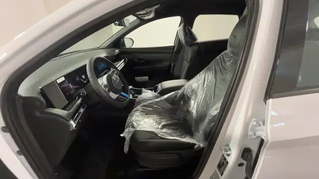 Hyundai Tucson view 8