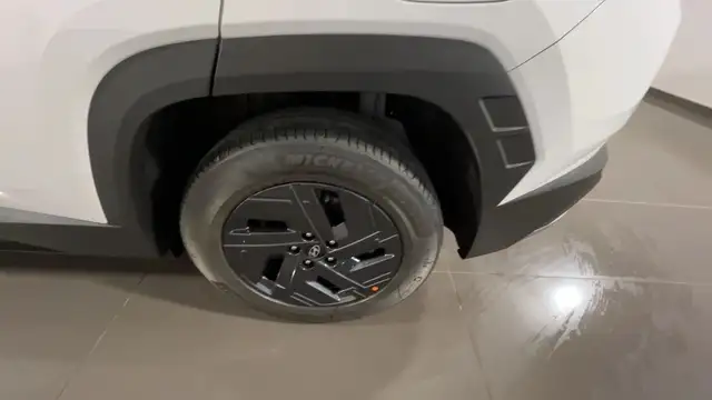 Hyundai Tucson view 7
