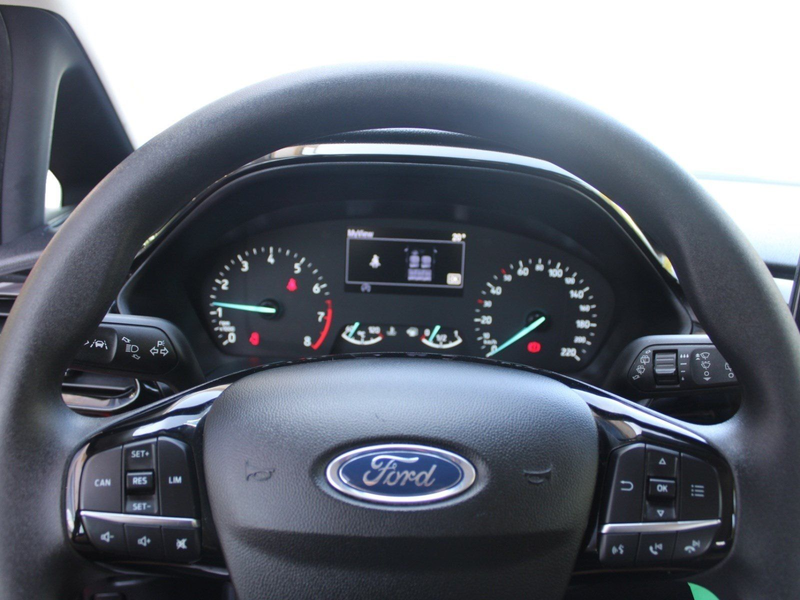 Ford Fiesta Trend — photo 9