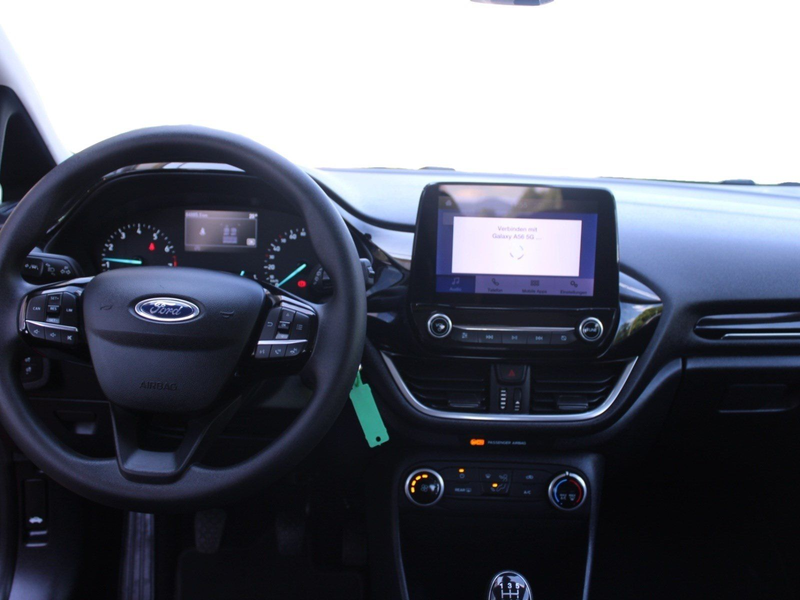 Ford Fiesta Trend — photo 7