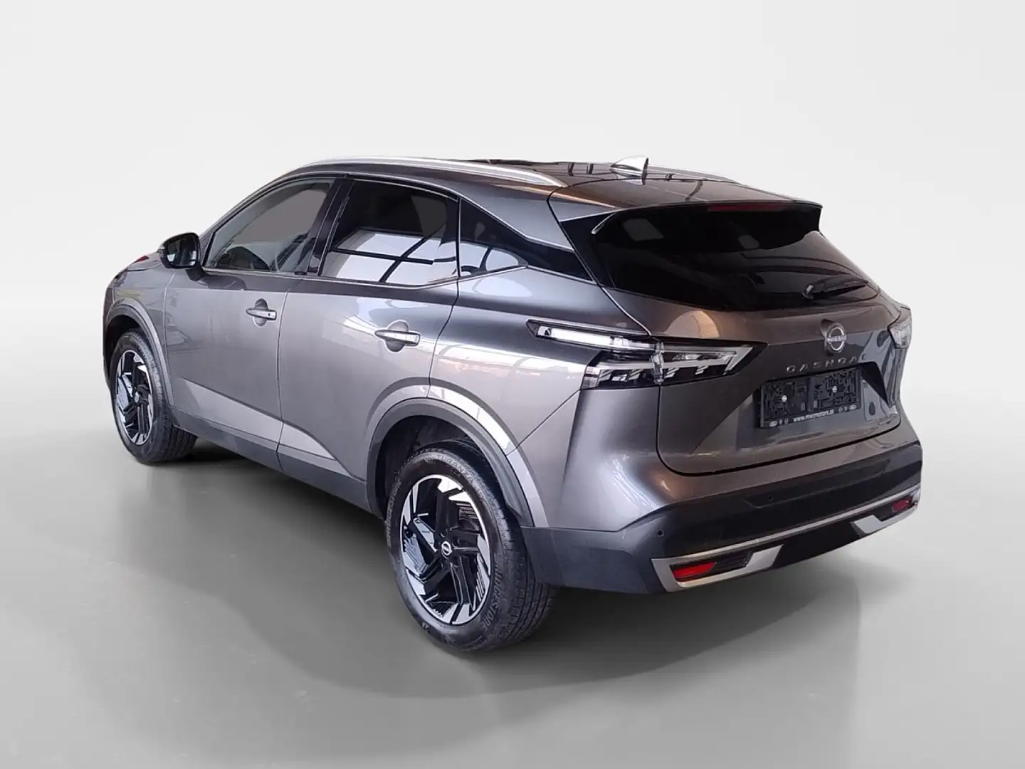 Nissan Qashqai 1,3 DIG-T MHEV N-Connecta Grau - 2