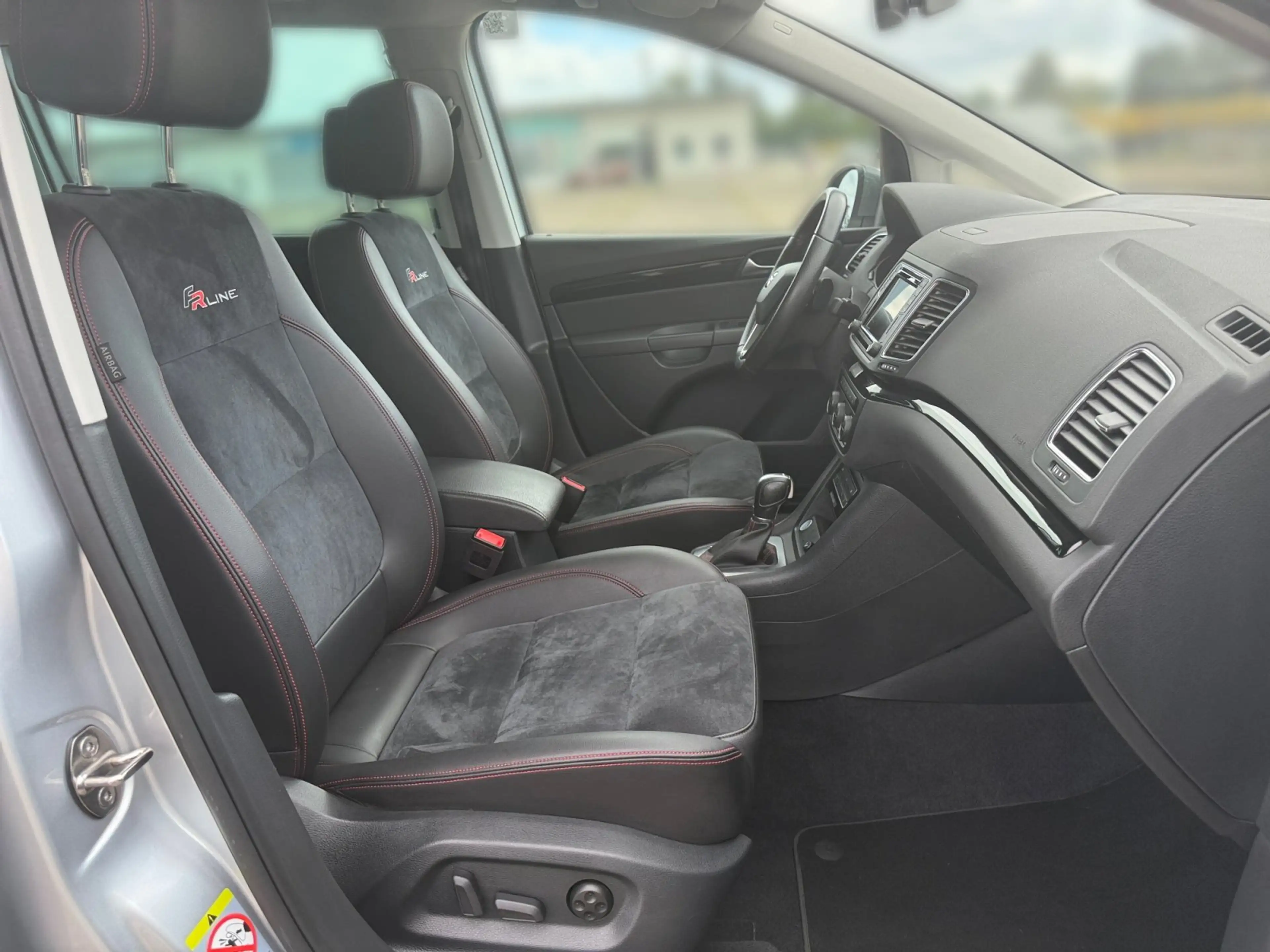 SEAT Alhambra FR-Line 2.0 TDI DSG ACC Bi-Xenon DCC KAM — photo 10