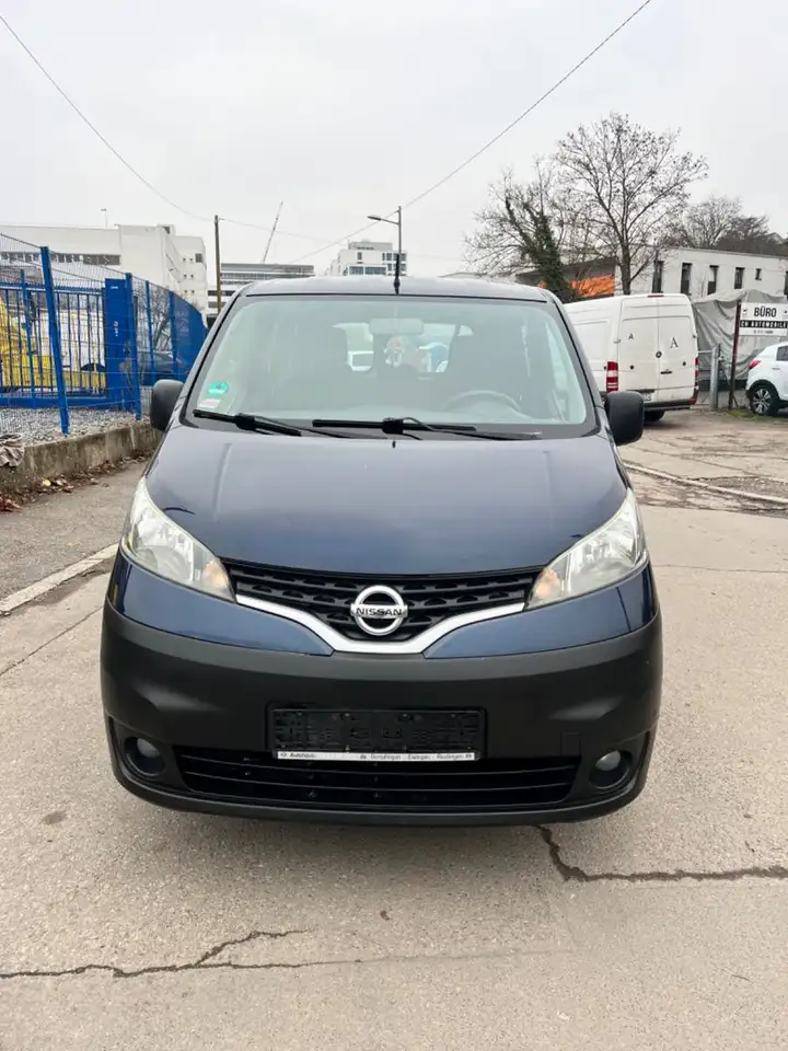 Nissan NV200