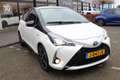 Toyota Yaris 1.5 Hybrid Bi-Tone | Rijklaar | Camera | Bluetooth Blanc - thumbnail 3