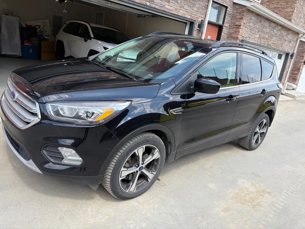 Ford Escape снимка Ford Escape