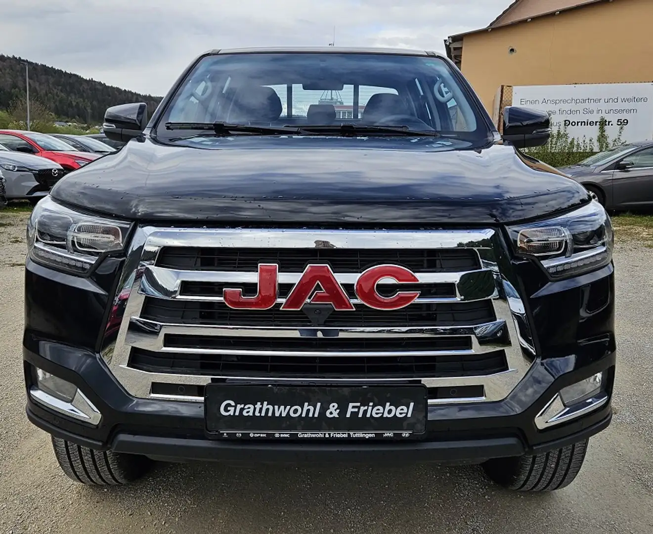 JAC 8 Pro 4x4 2,4 Turbo Doppelkabine*All-inclusive Schwarz - 2