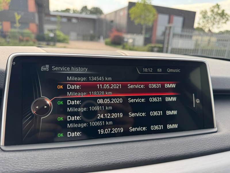 BMW X5 XDrive30d High Executive — photo 35