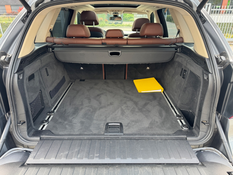 BMW X5 XDrive30d High Executive — photo 16