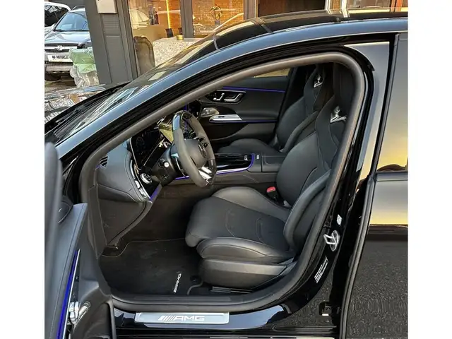 Mercedes-Benz E 53 AMG Hybrid 4Matic+Premium+*Carbon*Schalensitz Ansicht 16