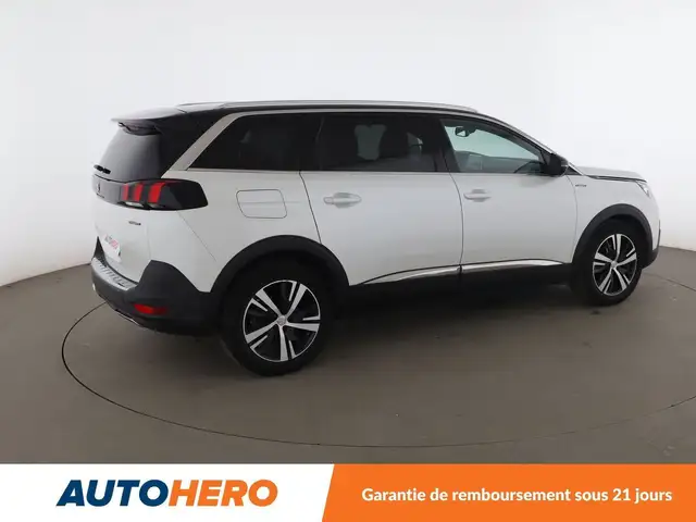 Peugeot 5008 view 6