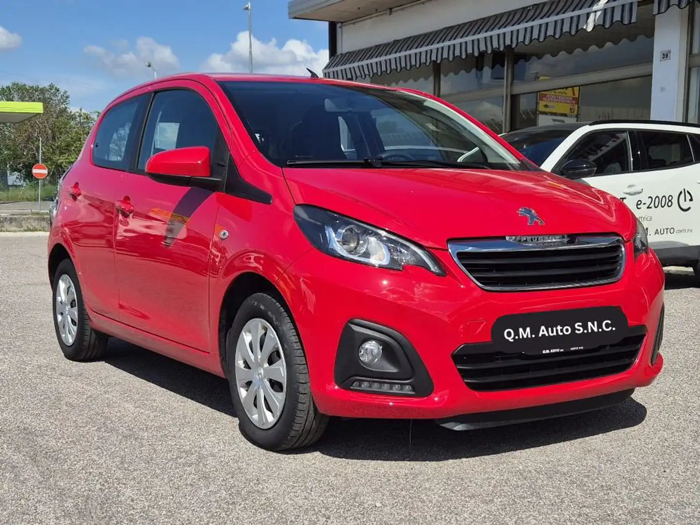Peugeot 108 VTi 72 5 porte Active Rood - 1