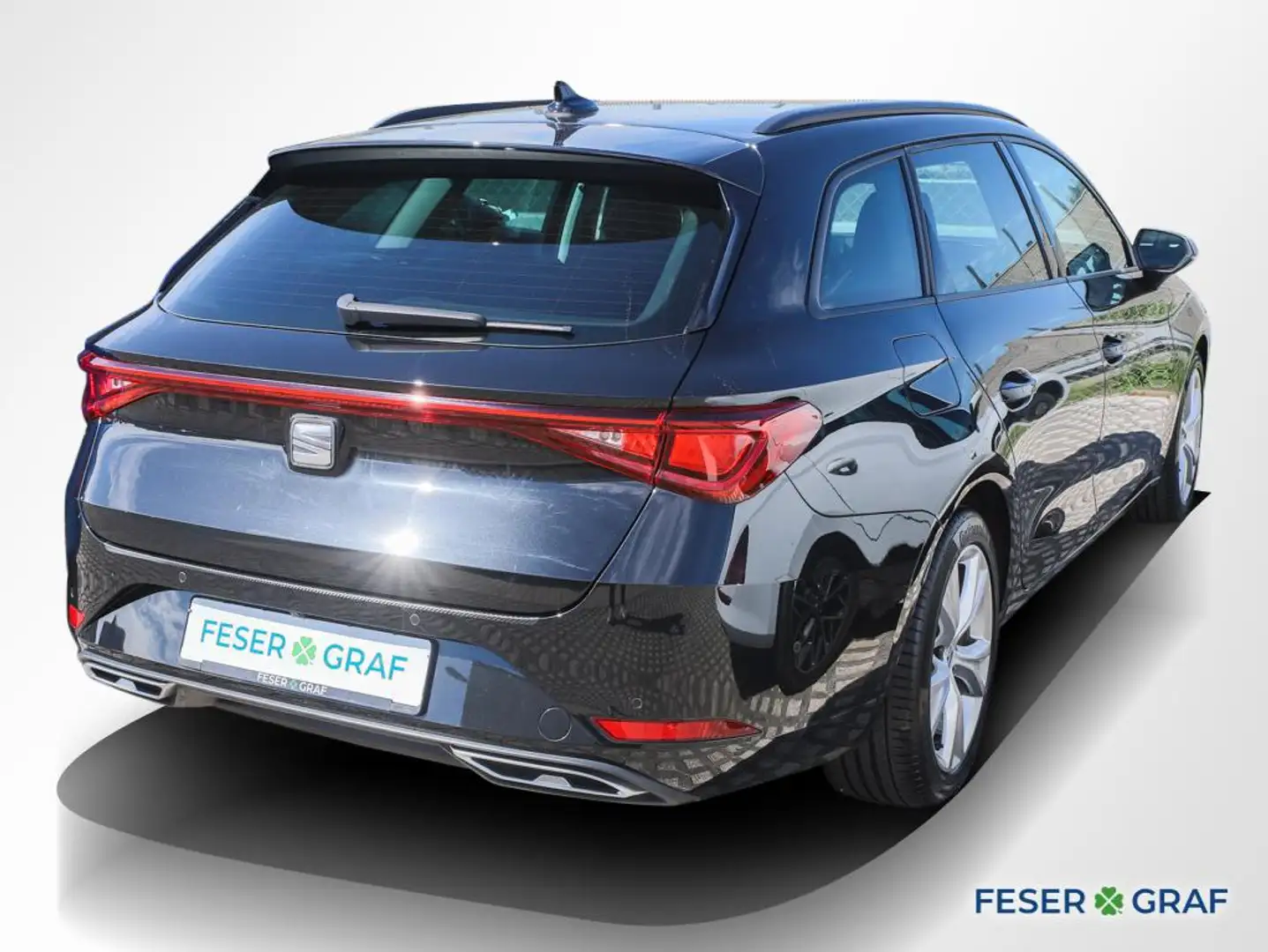 SEAT Leon Sportstourer 2.0 TDI 4Drive FR DSG Navi RüKa Schwarz - 2